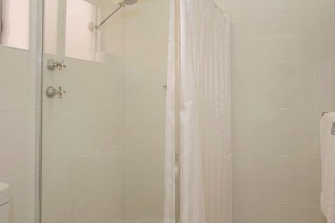 Victor Harbor City Inn - Great Ocean Road Tourism 3