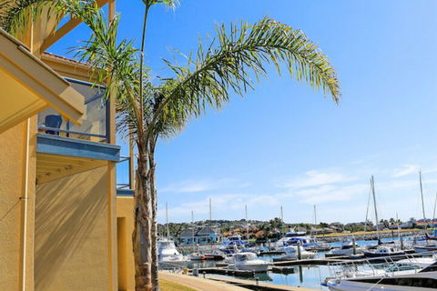 The Marina Hotel - Great Ocean Road Tourism 2