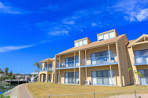 The Marina Hotel - Great Ocean Road Tourism 3