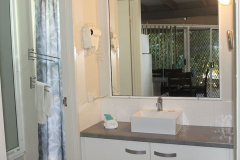 Kellys Beach Resort - Great Ocean Road Tourism 3
