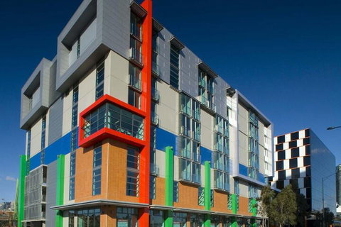 Docklands Private Collection Of Apartments - Digital Harbour - Great Ocean Road Tourism 3