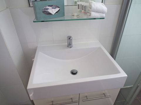 Quest Castle Hill - Great Ocean Road Tourism 5