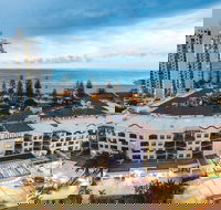 Oaks Gold Coast Calypso Plaza Suites - Great Ocean Road Tourism