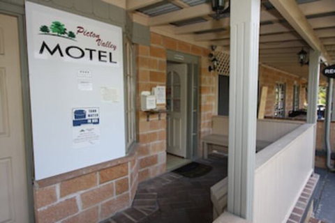 Picton Valley Motel - Great Ocean Road Tourism 0