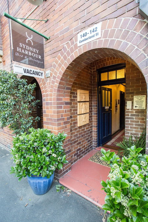 Sydney Harbour Bed & Breakfast - Great Ocean Road Tourism 0