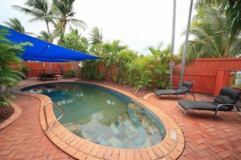 Coconut Grove Holiday Apartments - Great Ocean Road Tourism 1