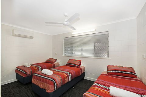 Townsville Holiday Apartments - Great Ocean Road Tourism 7