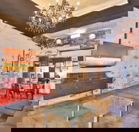 Indulge Apartments - Eighth Street - Great Ocean Road Tourism