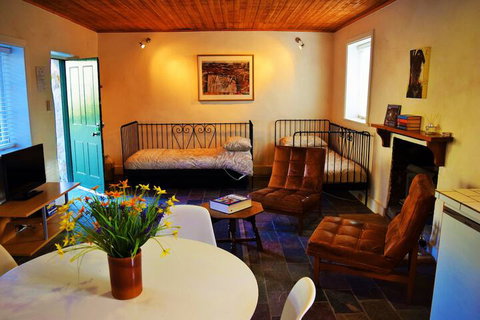 Cleburne Homestead - Great Ocean Road Tourism 7