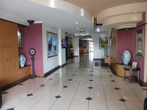 Springwood Tower Apartment Hotel - Great Ocean Road Tourism 0
