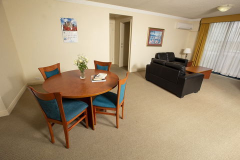Springwood Tower Apartment Hotel - Great Ocean Road Tourism 6