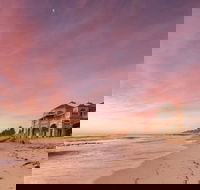 Cottesloe Beach Chalets - Great Ocean Road Tourism