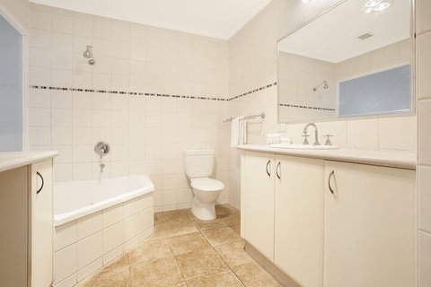 Sea Foam Villas - Great Ocean Road Tourism 5