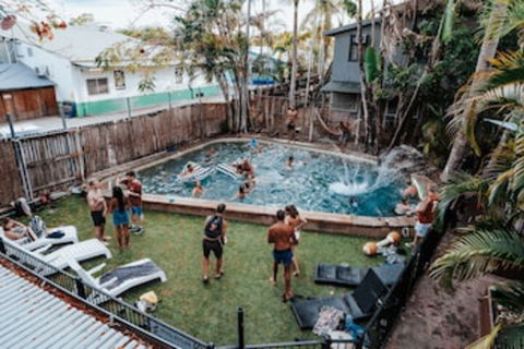 Calypso Inn Backpackers Resort Hostel - Great Ocean Road Tourism 0