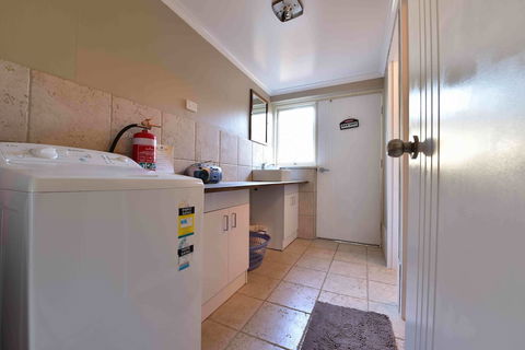 Kalbarri Sunset Villa - Great Ocean Road Tourism 6