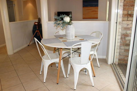 FRANGIPANI BEACH HOUSE PET FRIENDLY 22 Belbourie Cres Boomerang Beach - Great Ocean Road Tourism 3