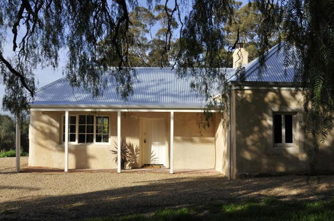 Peppermint Farm Cottage - Great Ocean Road Tourism 5