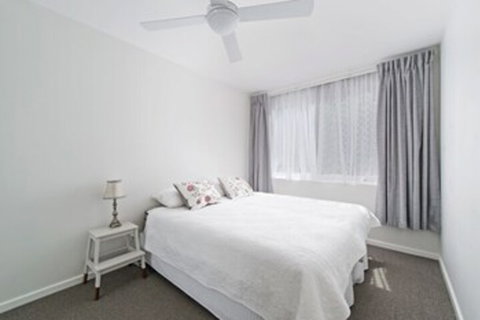 Flynns Beach Apartments 4 41 Pacific Drive - Great Ocean Road Tourism 0