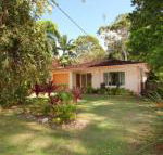 35 Santa Monica Avenue Coolum Beach Pet Friendly Linen Included - Great Ocean Road Tourism