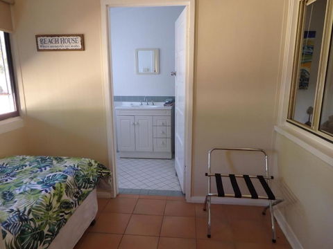 Lazy Lobster Holiday Units & Chalets - Great Ocean Road Tourism 2