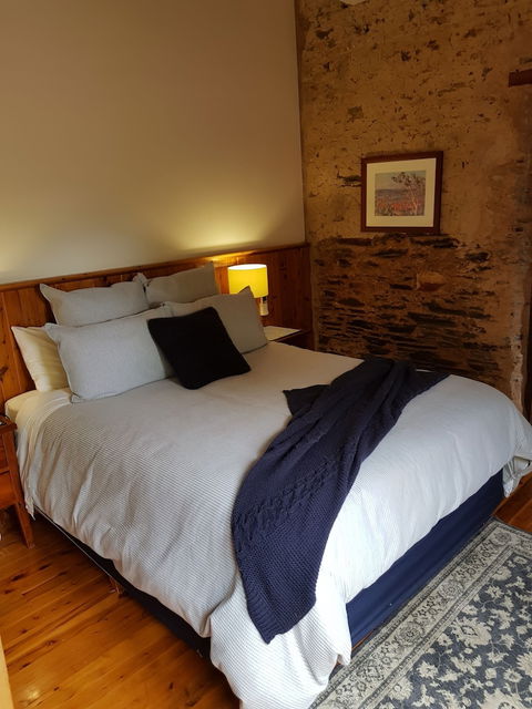 William Hunts Retreat Cypress Studio - Great Ocean Road Tourism 3