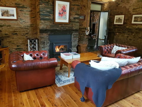 William Hunts Retreat Cypress Studio - Great Ocean Road Tourism 2