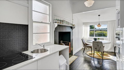 Donnelly House - Great Ocean Road Tourism 4