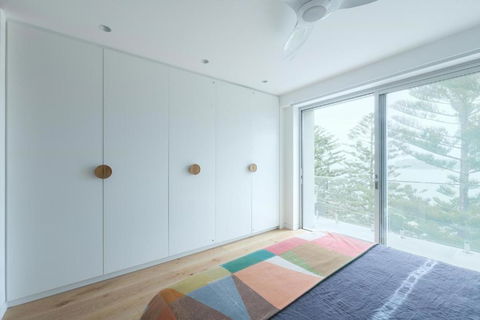 Spectacular Bilgola Beachhouse - Great Ocean Road Tourism 3