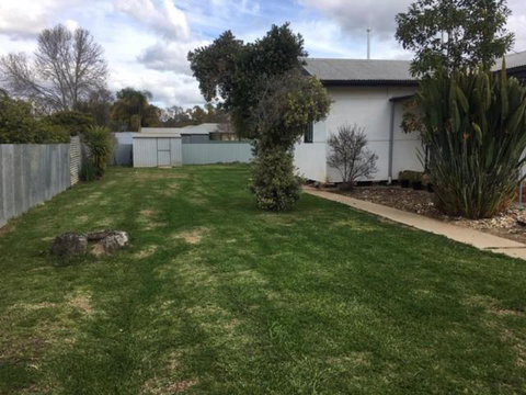 Cosy Country Cottage With AirCon - Great Ocean Road Tourism 6