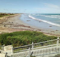 Driftwood on Dover - Great Ocean Road Tourism