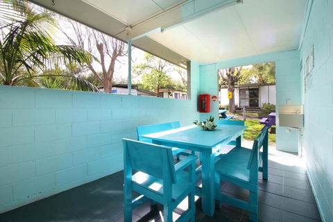 Mornington Peninsula Retro Caravans - Great Ocean Road Tourism 1