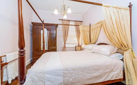 Azile 1875 Heritage Victorian Duplex - Great Ocean Road Tourism 3