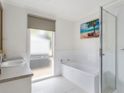 Sand Surf Beach Beautiful Rye Holiday Home - Great Ocean Road Tourism 6