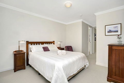 Sunny & Spacious Two Bdr Apt SPF13 - Great Ocean Road Tourism 2