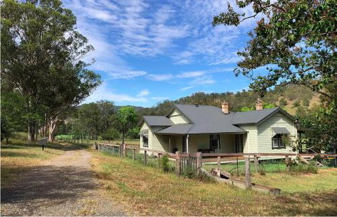 Bobbys Country Rental - Great Ocean Road Tourism 3