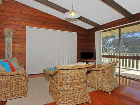 Gunyah An Idyllic Coastal Getaway - Great Ocean Road Tourism 2