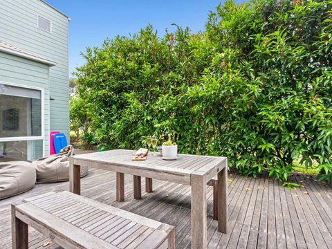 The Boathouse Comfortable Beachfront Home - Great Ocean Road Tourism 4