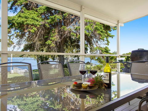 Sanctuary On The Bay Fish Or Kayak From The Yard - Great Ocean Road Tourism 1
