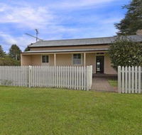 Station Masters Cottage classic quaint  nostalgia - Great Ocean Road Tourism