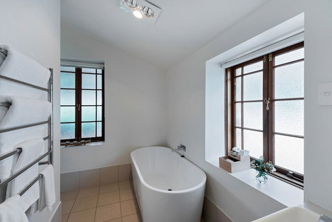 Jacobs Estate Cottage - Great Ocean Road Tourism 3