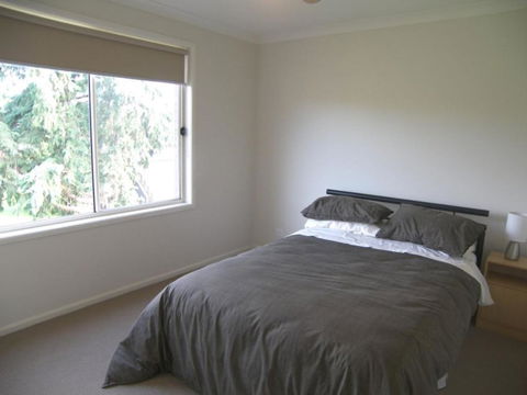 Modern Beachside 5 Bedrooms - Great Ocean Road Tourism 2