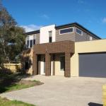 Modern Beachside 5 Bedrooms - Great Ocean Road Tourism 0