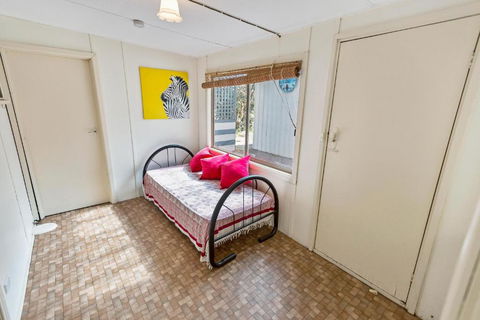 Kambera Pet Friendly Cottage On Raymond Island - Great Ocean Road Tourism 5