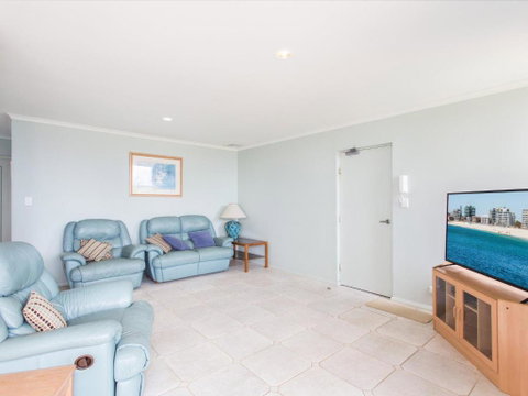 Castillo Del Mar 10 Lake View Roof Terrace With Spa - Great Ocean Road Tourism 5