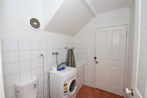 FANTASTIC HOLIDAY UNIT In A PERFECT LOCATION - Great Ocean Road Tourism 7