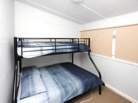 59 Wharf Street Opposite Bowling Club - Great Ocean Road Tourism 5