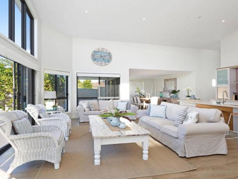 Beach Shac On Parkway! - Great Ocean Road Tourism 4
