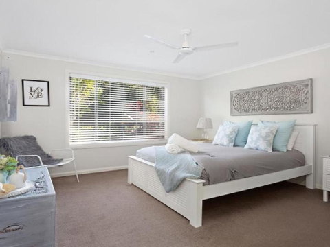 Beach Shac On Parkway! - Great Ocean Road Tourism 1