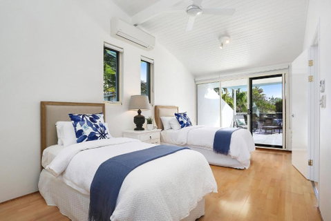 Perfectly Placed Noosa Heads - Great Ocean Road Tourism 1