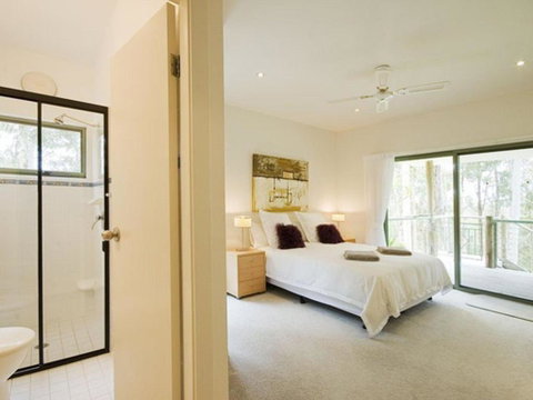 Karingal Just Minutes From Blueys Beach - Great Ocean Road Tourism 6